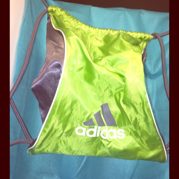 adidas Other - Adidas Sinch Sack in 100% Polyester, Gray & Gteen